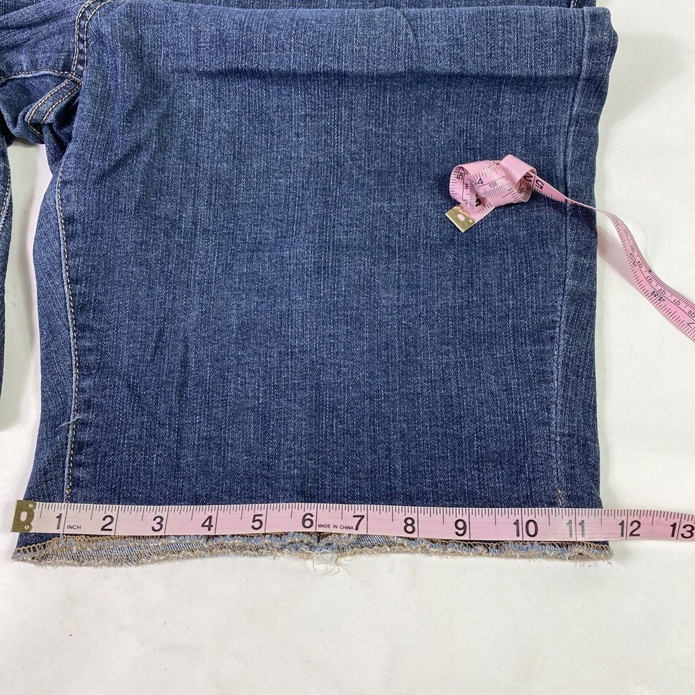 Time And Tru Shorts Bermuda Womens Size 20‎ Blue Denim Stretch Raw Hem mid rise - Picture 9 of 11
